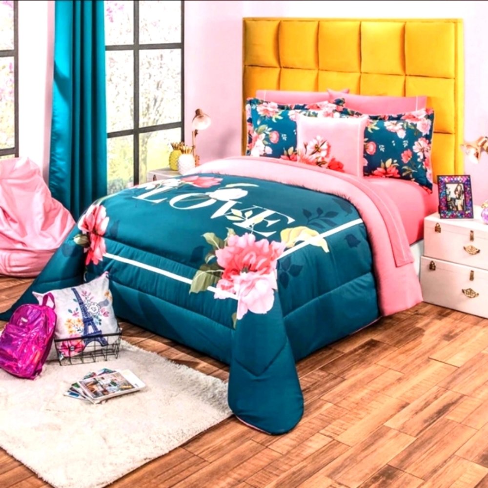 ESMERALDA COMFORTER SET